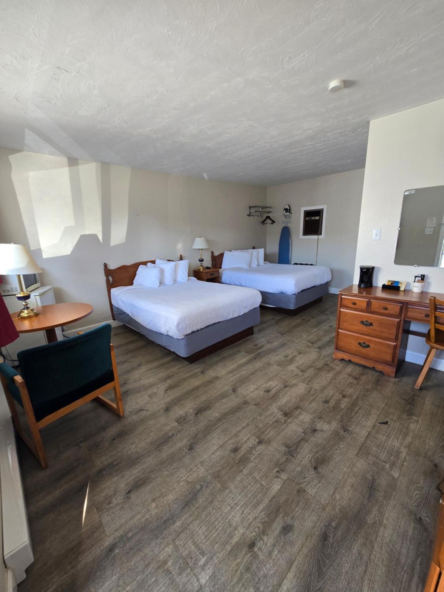 Travelodge By Wyndham Port Elgin Extérieur photo