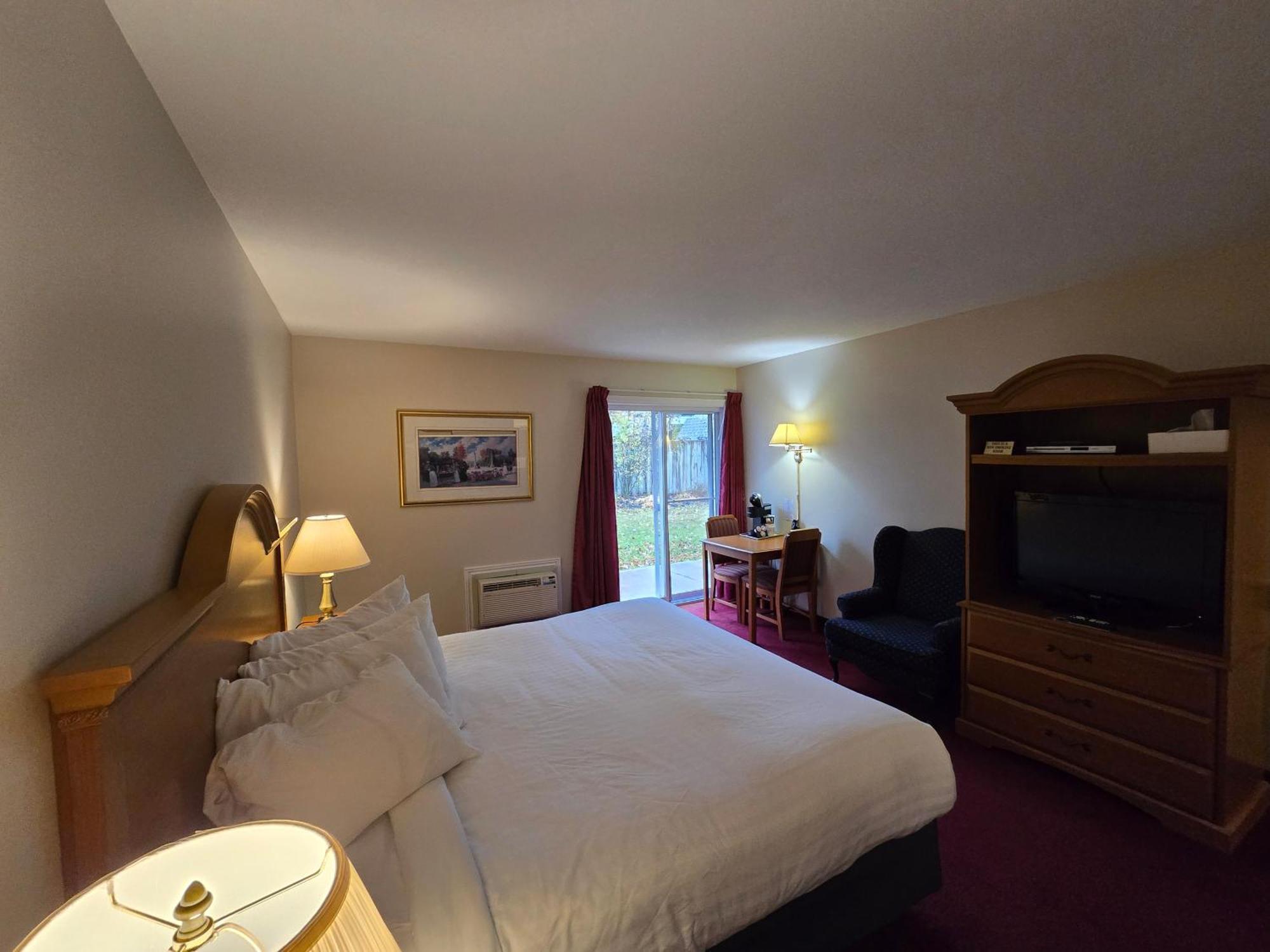 Travelodge By Wyndham Port Elgin Extérieur photo